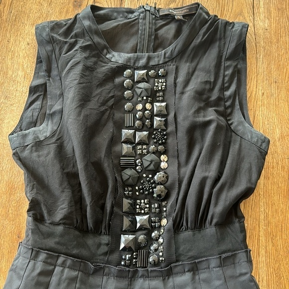 BCBG BLACK SLEEVELESS DRESS - Picture 3 of 12